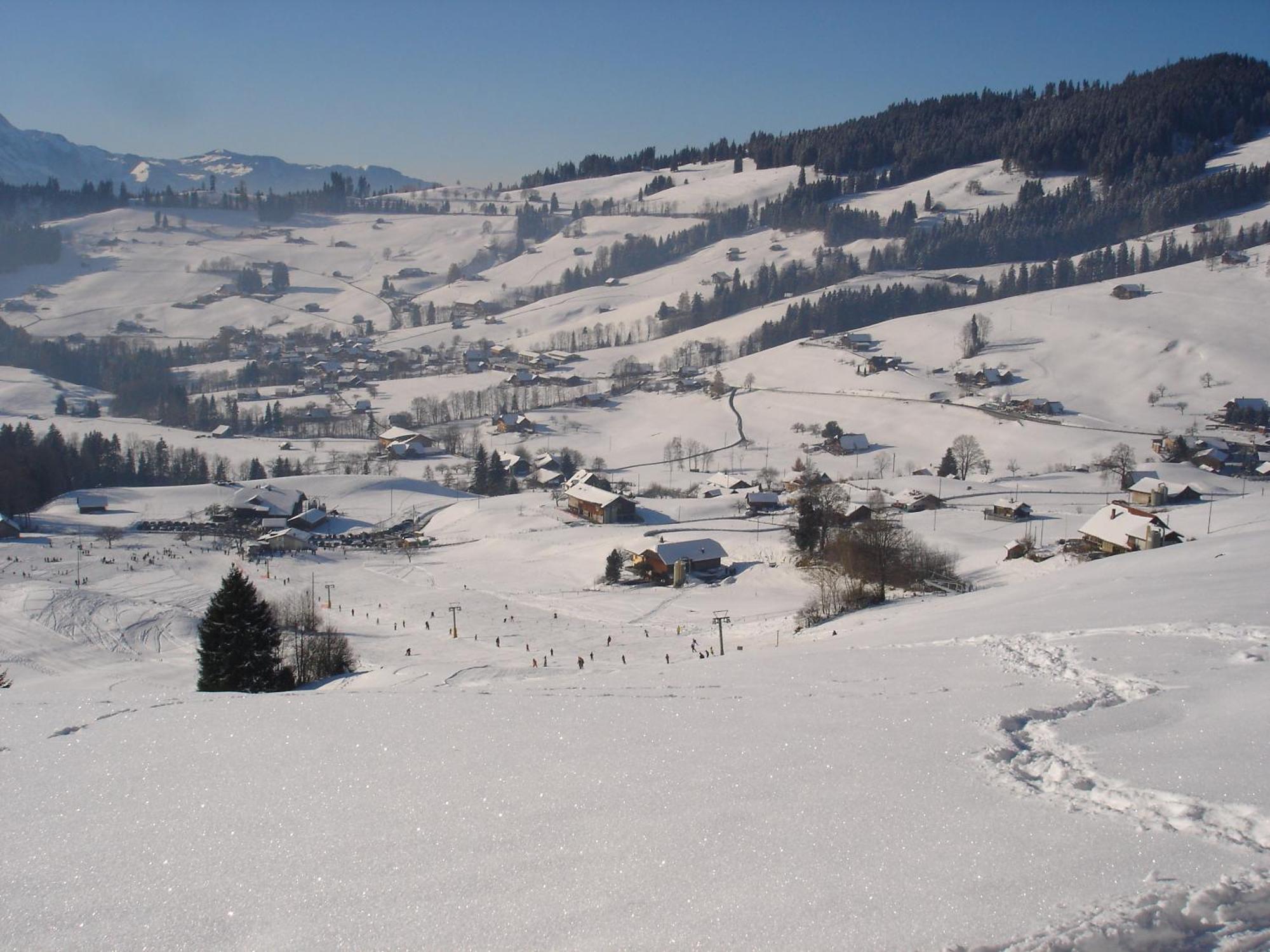 Chalet Sunneschyn Schwanden  Εξωτερικό φωτογραφία